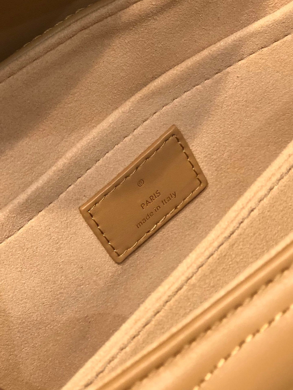 LV NEW WAVE TOP HANDLE 26CM BEIGE CALFSKIN
