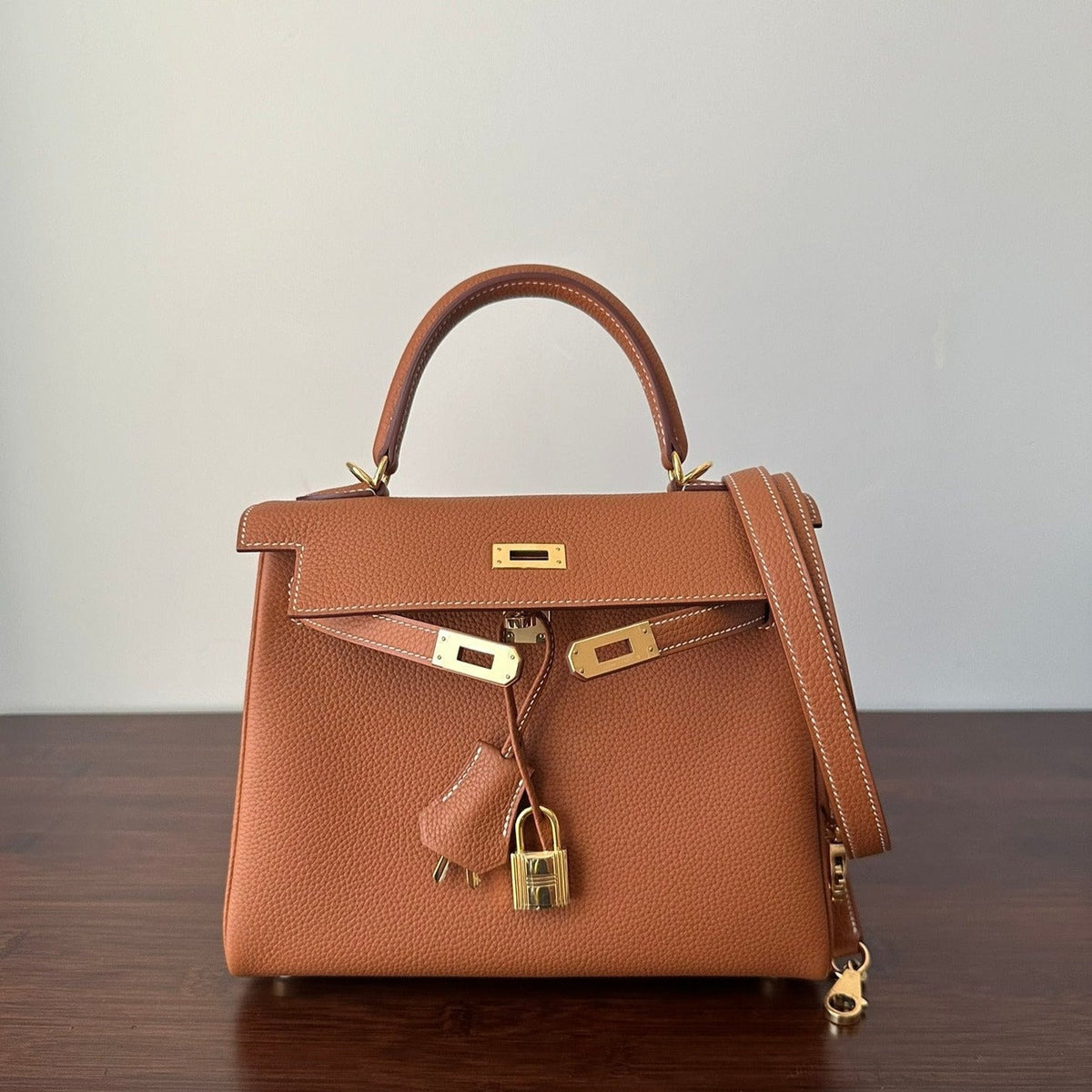 HM KELLY 25CM GOLD TOGO GOLD HARDWARE