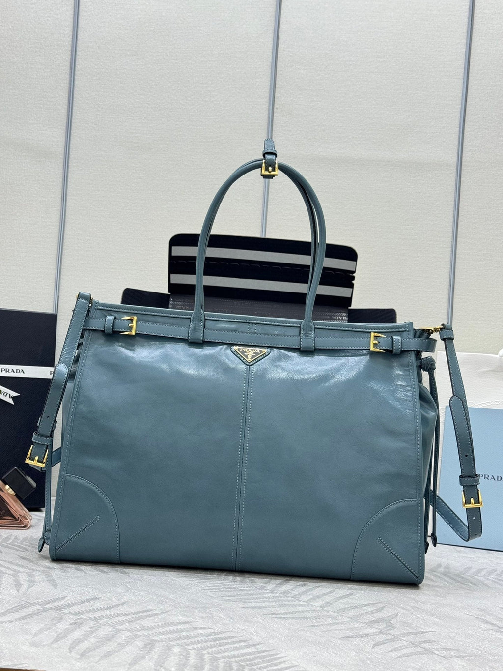 Pra Lux Soft Waxed Leather 1BA439 Extra Large 42cm Handbag Slate Blue 267473