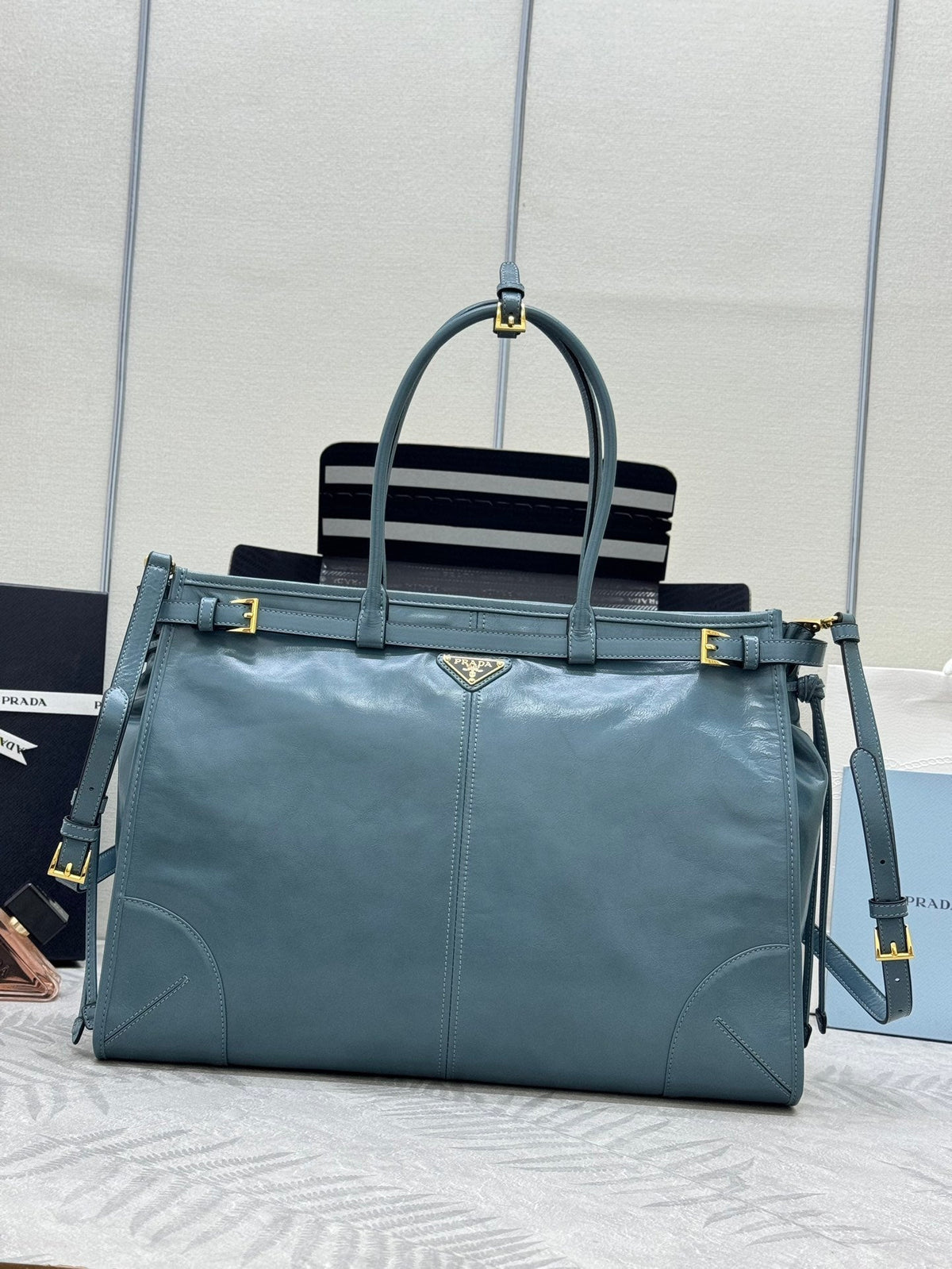 Pra Lux Soft Waxed Leather 1BA439 Extra Large 42cm Handbag Slate Blue 267473