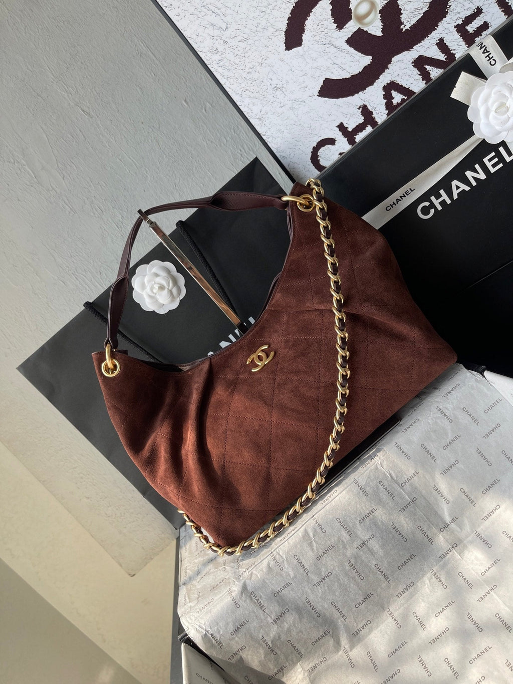 CC 25A Tote Bag 33cm Dark Brown Suede
