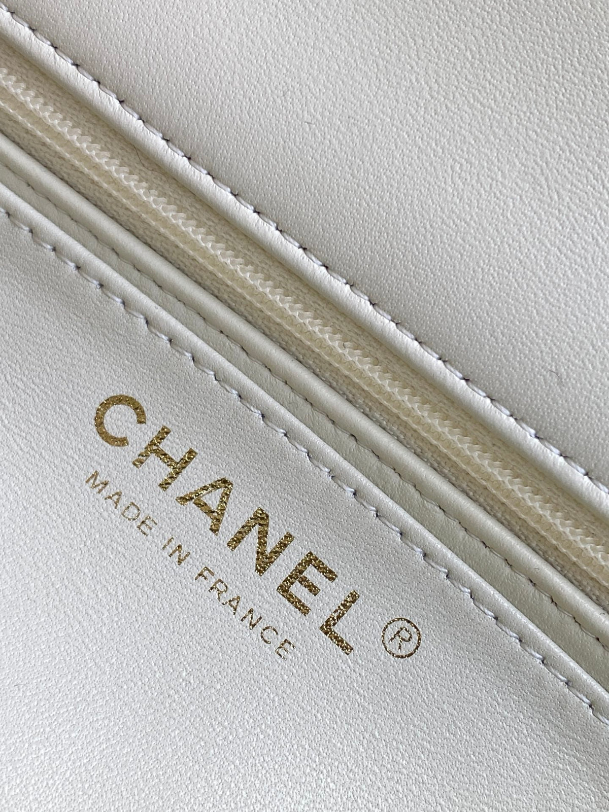 Chanel 25K Series Velvet Bow CF Handle Bag 20 White 275898