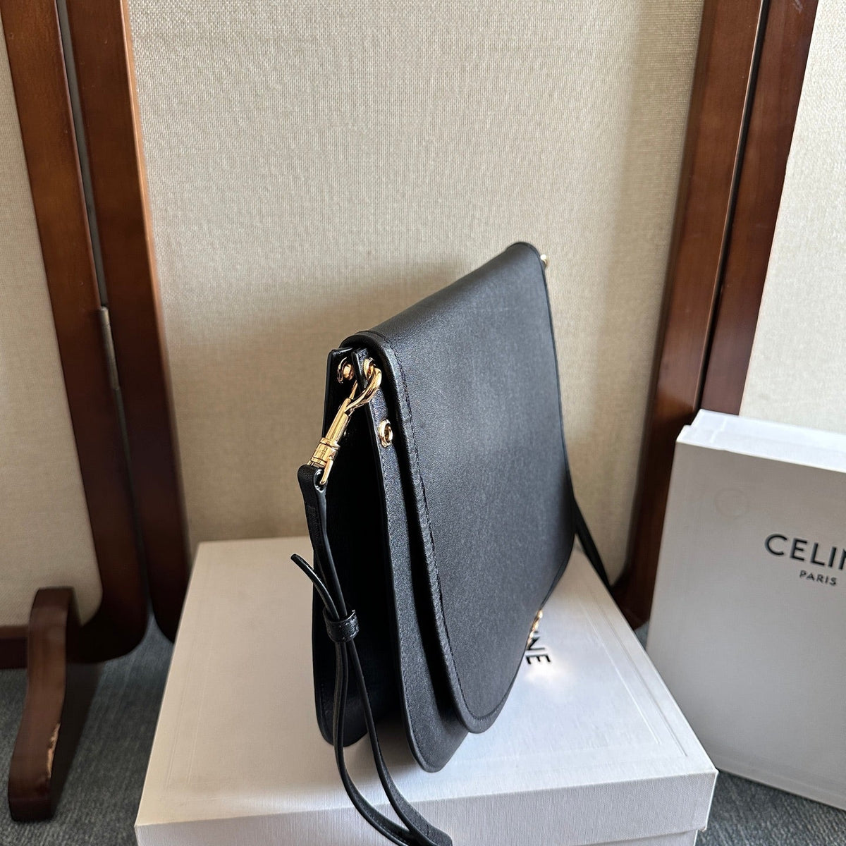Celine Besace Soft Triome Black Handbag in Lambskin 276301