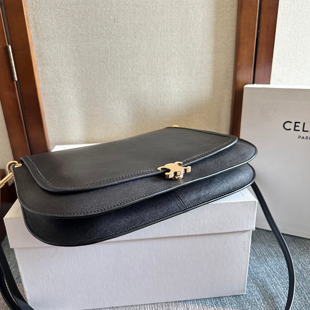 Celine Besace Soft Triome Black Handbag in Lambskin 276301