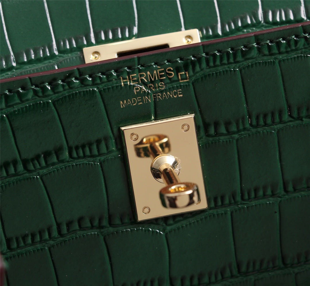 HM KELLY MINI 19 CASTLETON GREEN CROCODILE EMBOSSED CALFSKIN GOLD HARDWARE