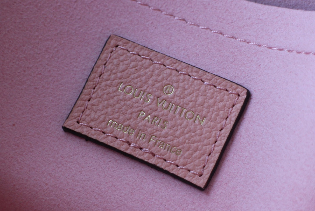 LV M62048 Daily Pouch Brown Ballet Pink Monogram Canvas & Cowhide