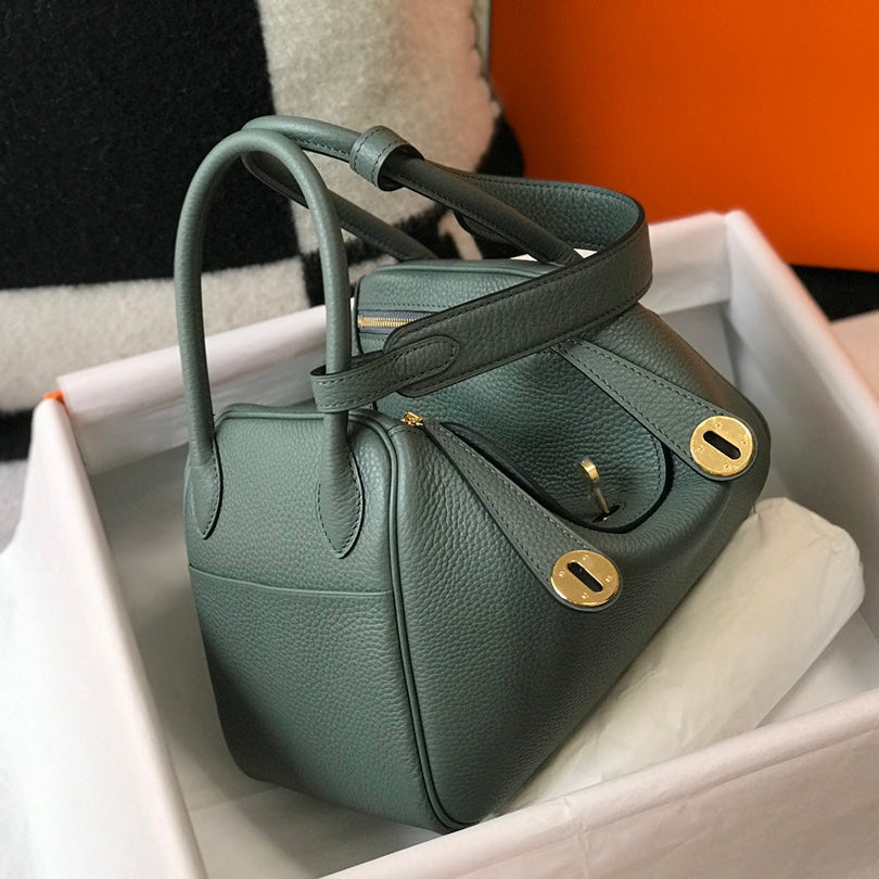 HM LINDY 30 BAG IN DARK GREEN CALFSKIN GOLD HARDWARE