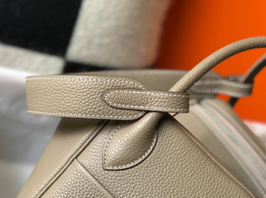 HM LINDY 30 BAG IN PEANUT BROWN CALFSKIN SILVER HARDWARE