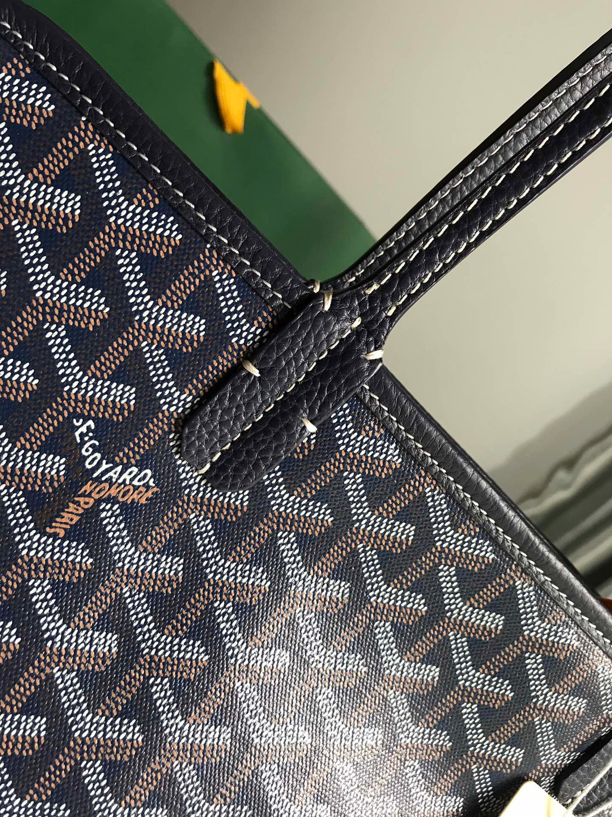 HARDY PM BAG 40 IN NAVY BLUE GOYARDINE CANVAS AND BLACK TAURILLON LEATHER TRIM