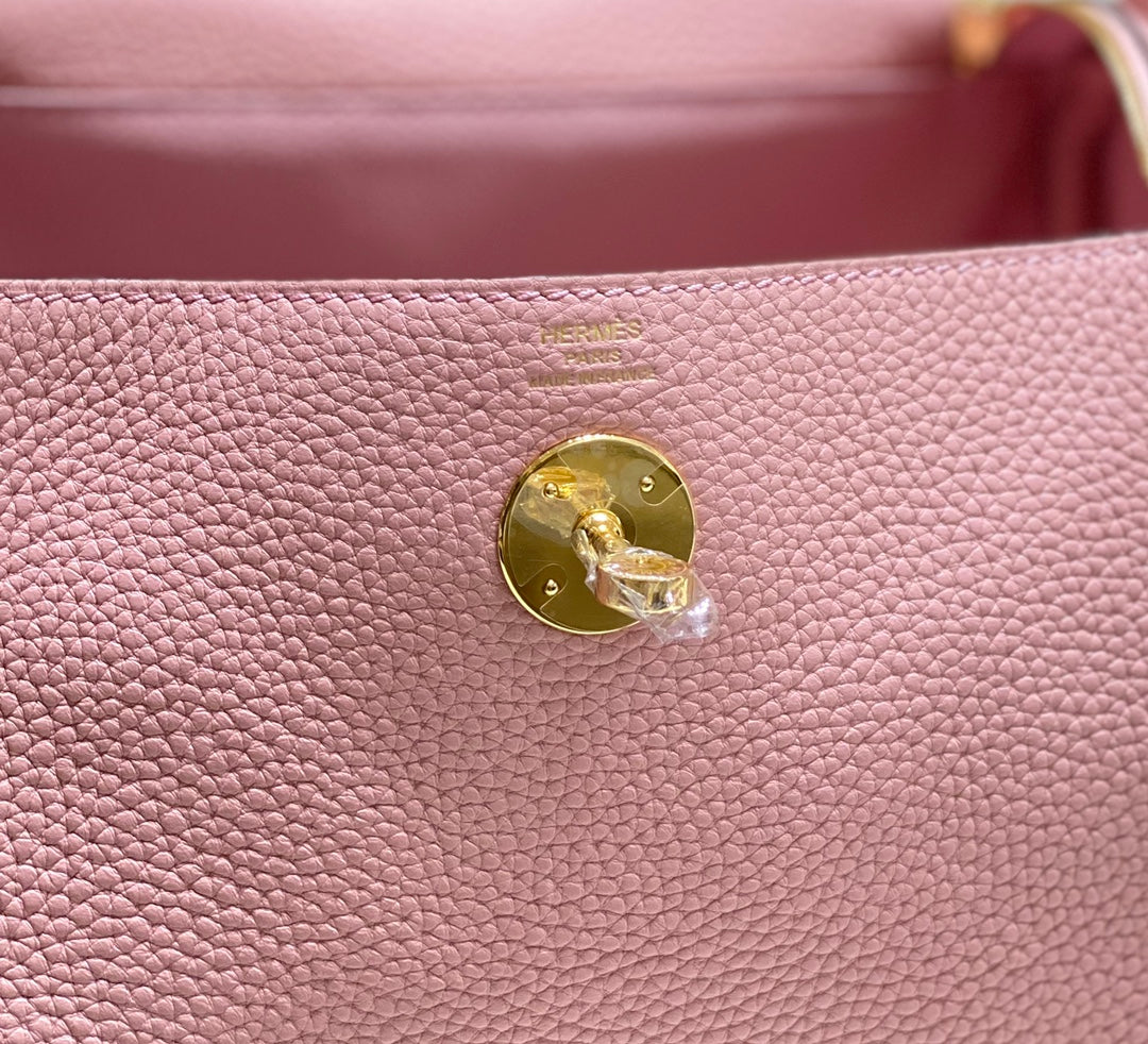 HM LINDY 26 BAG IN BABY PINK TOGO LEATHER GOLD HARDWARE