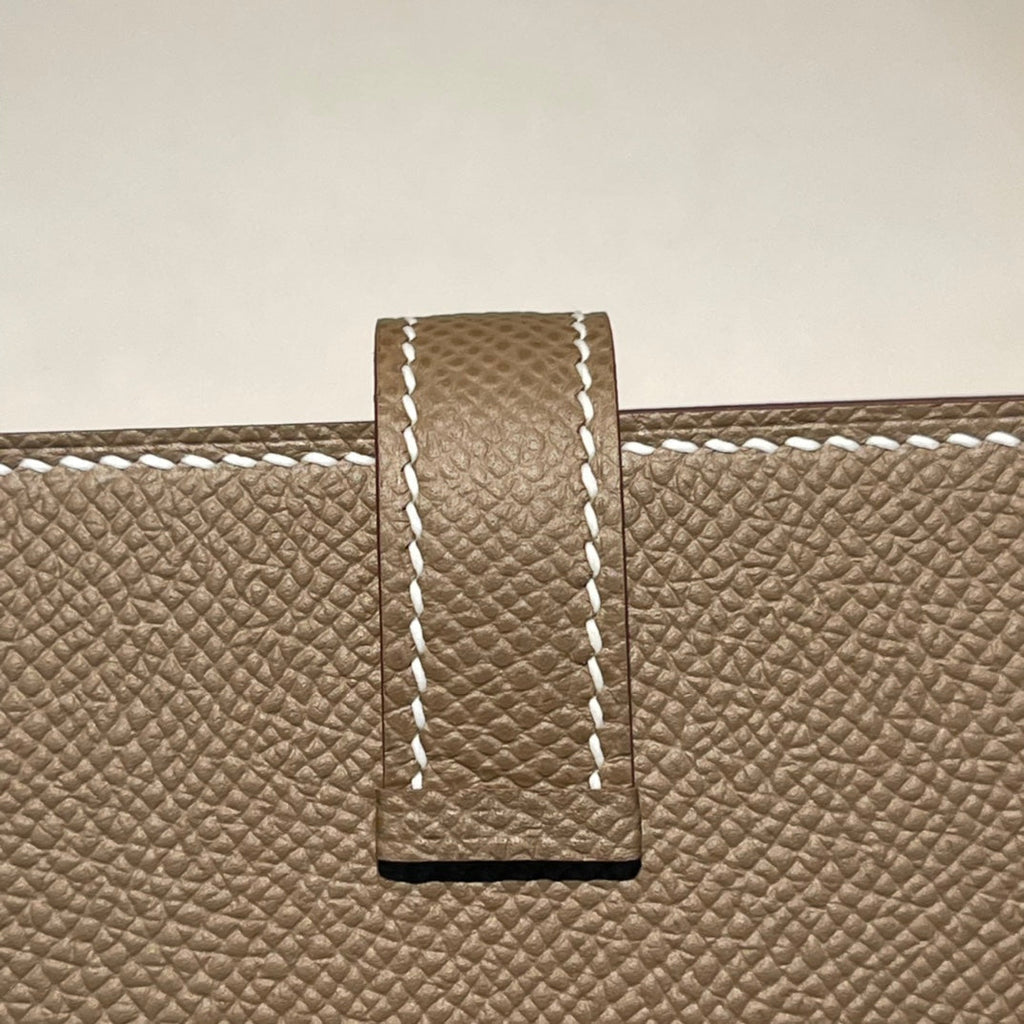 HM MINI BEARN WALLET 10.5 ETOUPE EPSOM GOLD HARDWARE
