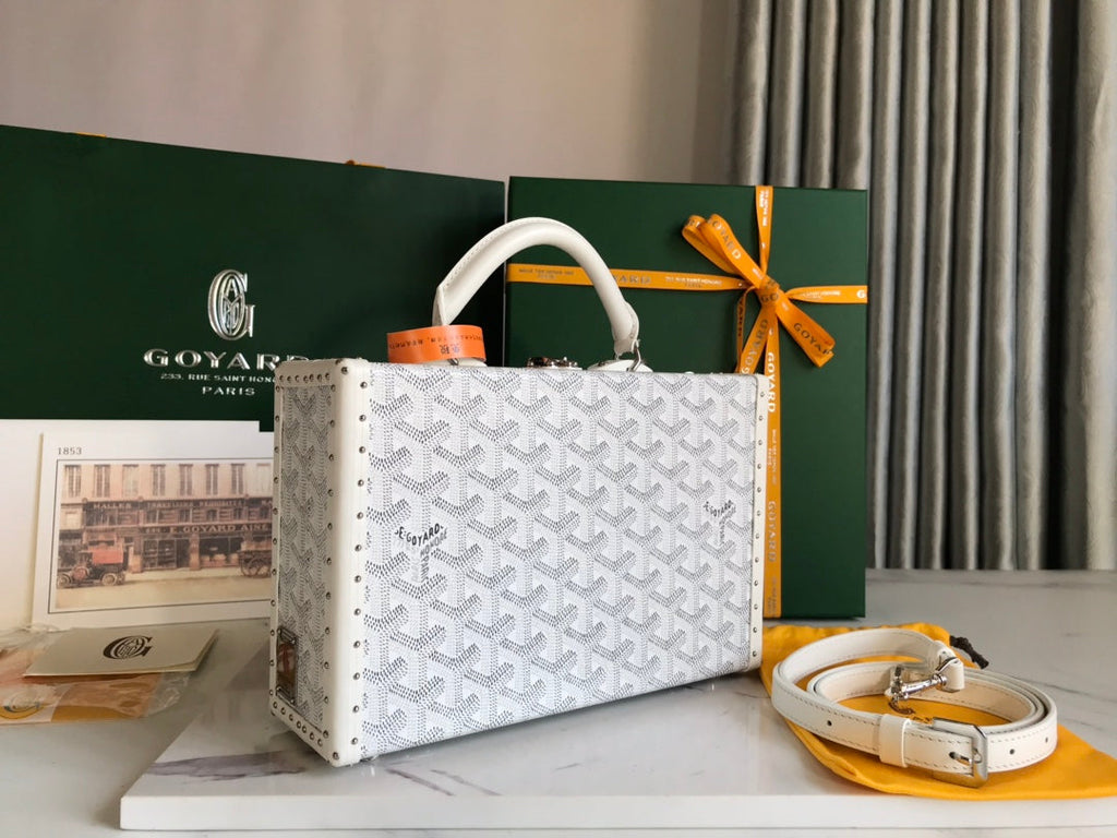 GRAND H_TEL TRUNK BAG 24 IN WHITE GOYARDINE CANVAS AND CALFSKIN