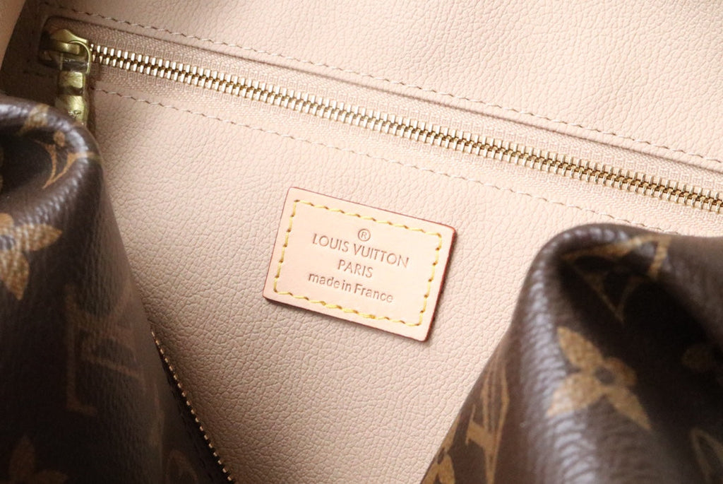 COSMETIC BAG 27 IN BROWN MONOGRAM COATED CANVAS