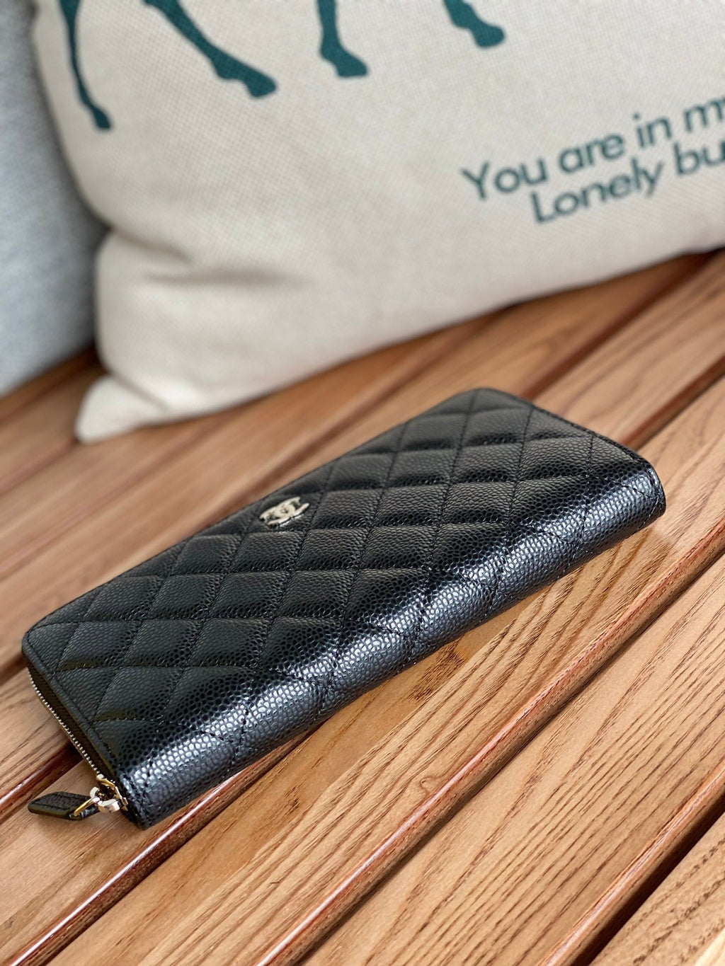 CC Zippy Long Wallet 19.5cm Black Caviar Sliver Steel 223947