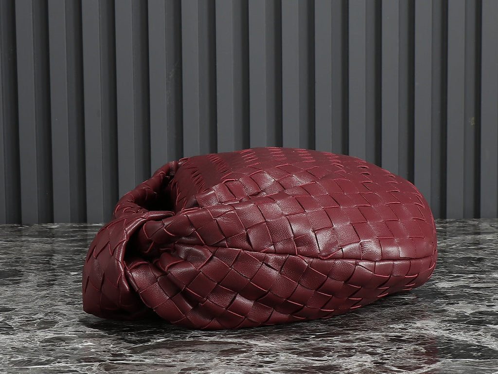 bv teen jodie 36cm burgundy lambskin