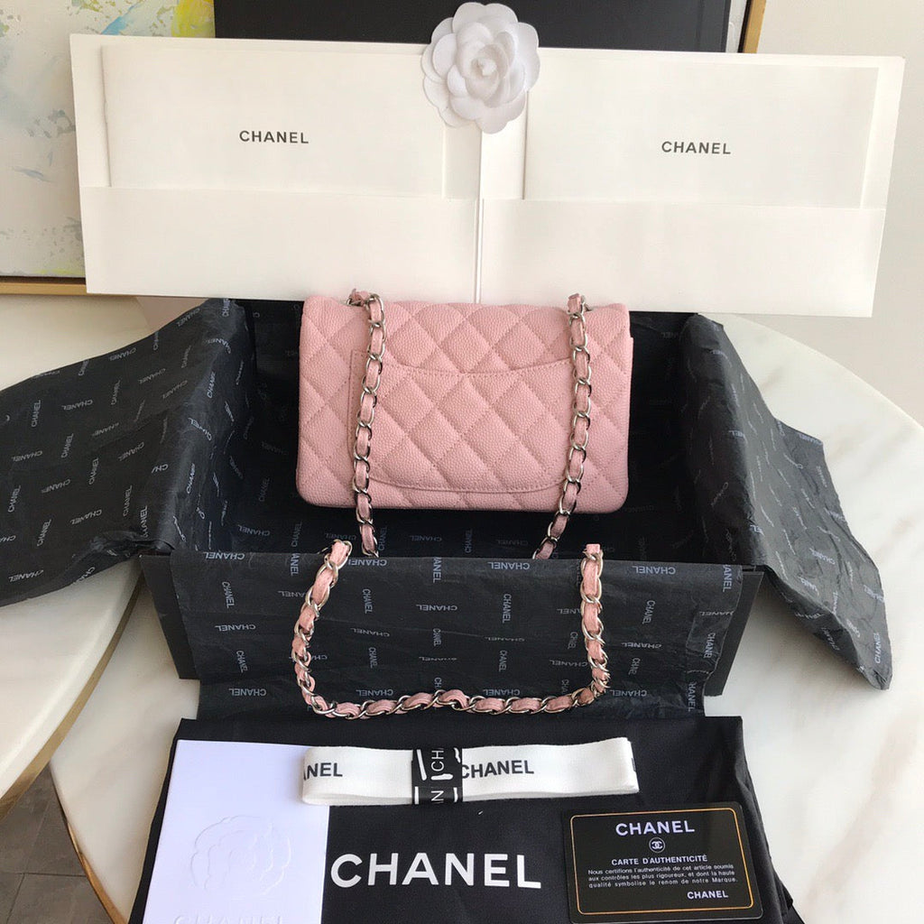 MINI FLAP BAG 20CM PINK LAMBSKIN GOLD HARDWARE