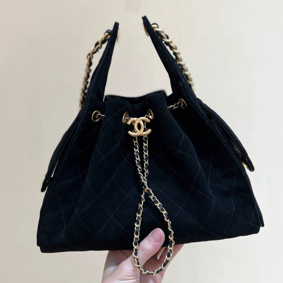 CC 25C Hobo Bag 30cm Black Suede