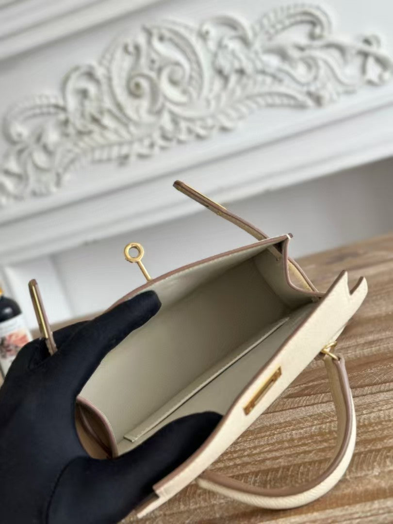 HM KELLY MINI 19 WHITE CALFSKIN GOLD HARDWARE