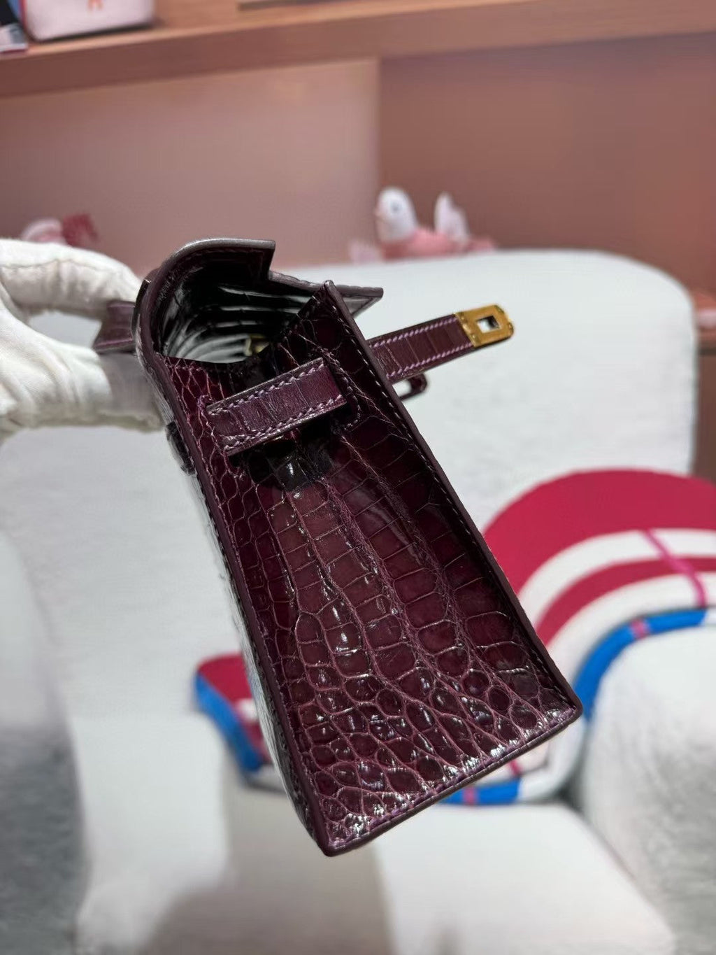 HM KELLY MINI 22 BORDEAUX RED AMERICAN ALLIGATOR GOLD BUCKLE (MADE - TO - ODER)