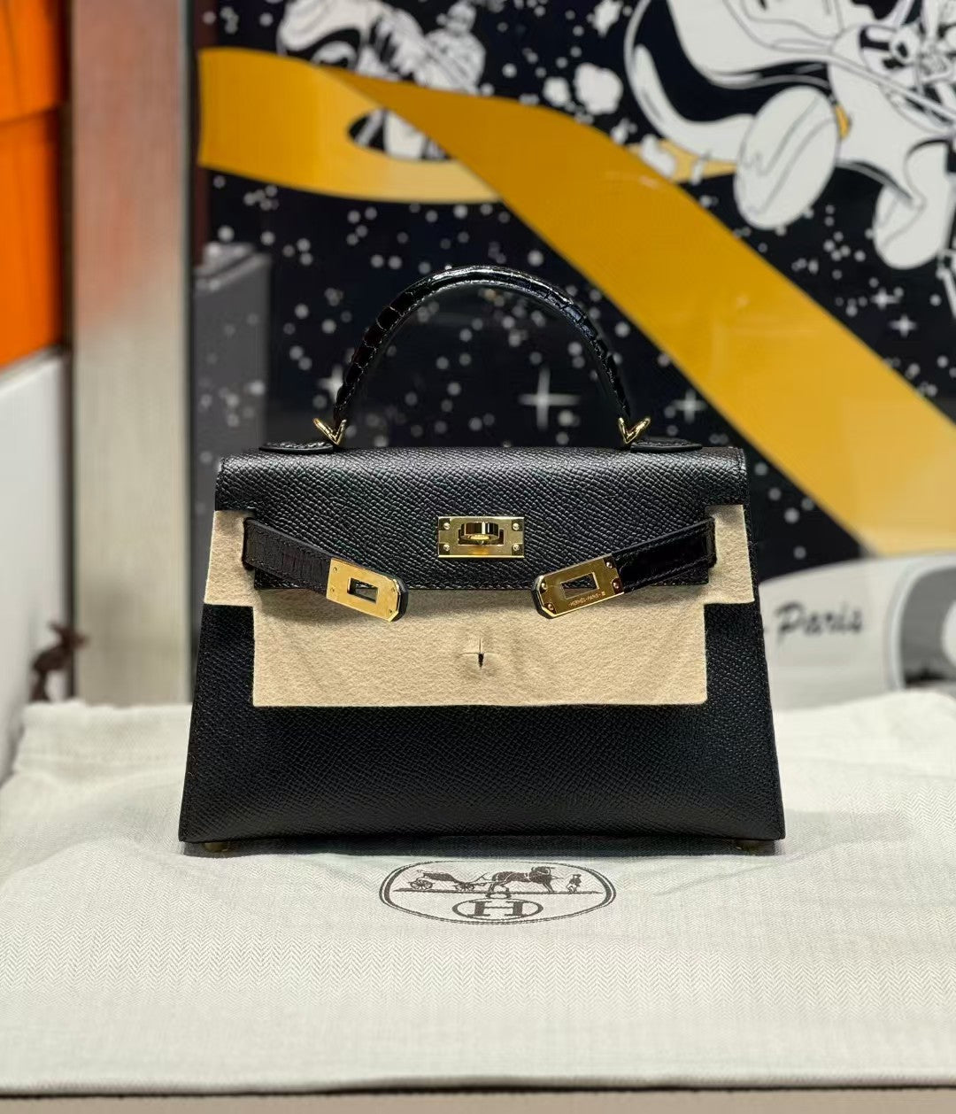 HM KELLY MINI 19 BLACK TOGO LETHER GOLD HARDWARE