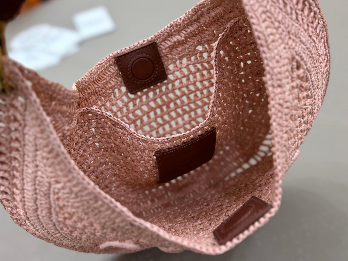 Chloe Summer Banana Hobo Bag Summery Beige In Raffia