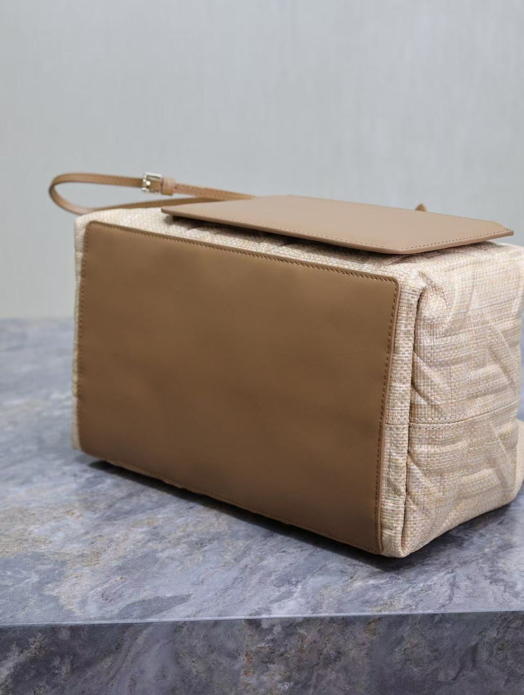 CD Toujours Medium Tote Bag 28cm Brown Coconut Fiber Weaving Paired with Cowhide