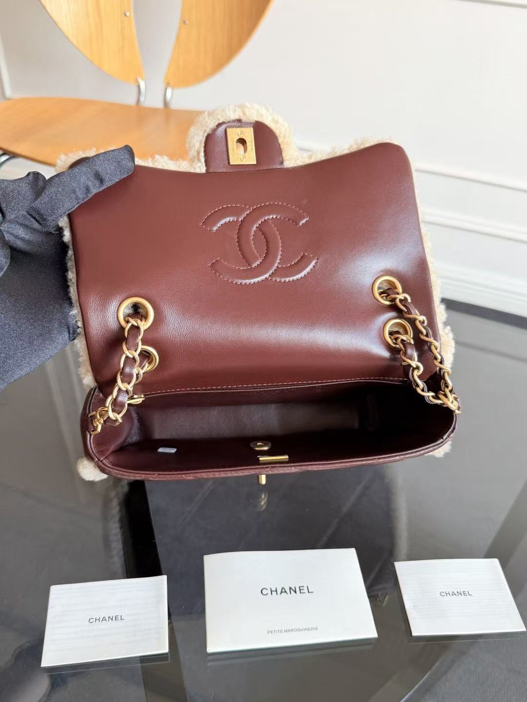 CC 2025 Flap Bag 23.5cm Beige Dark Brown Sherling Lambskin Gold Hardware