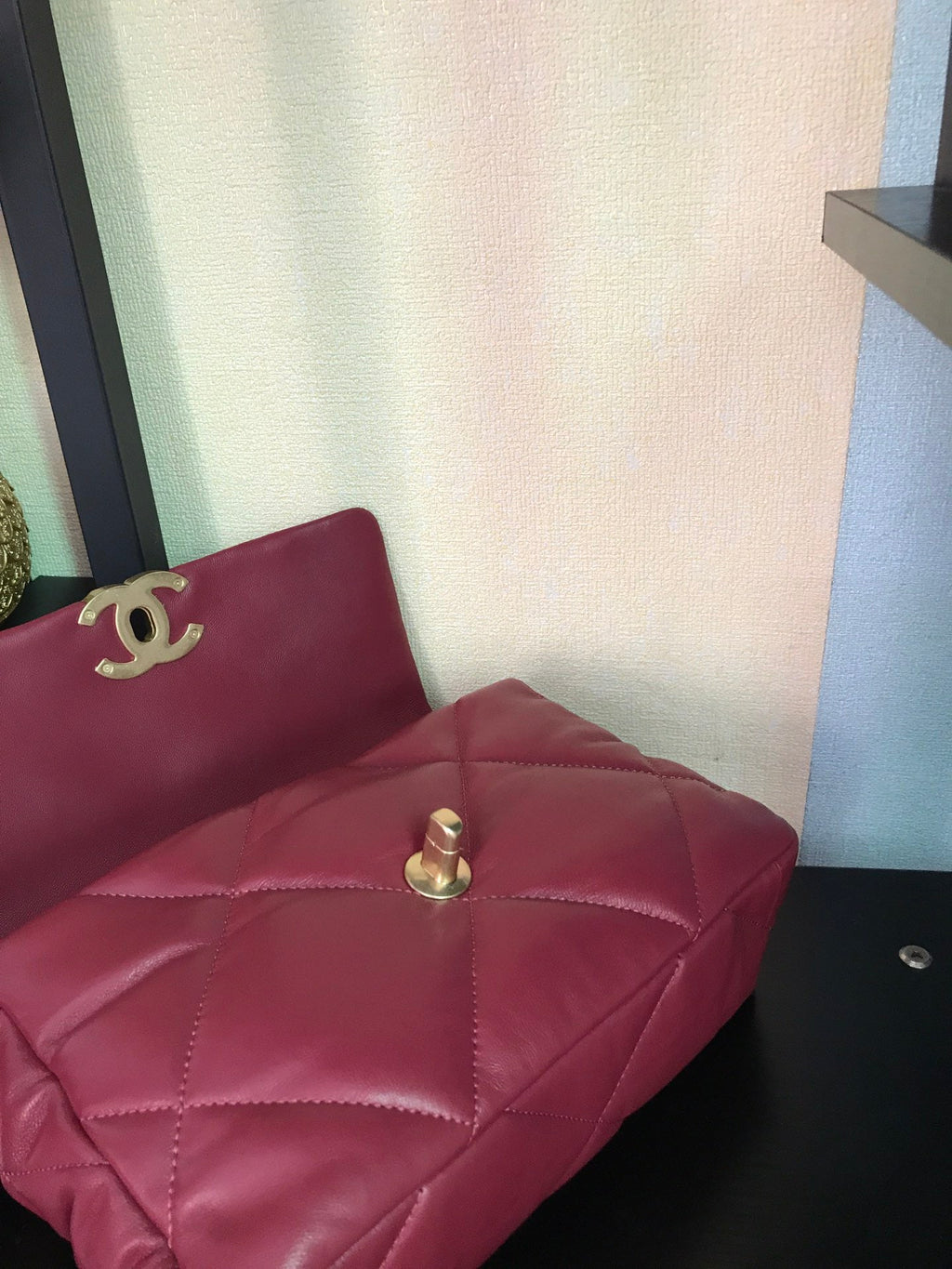 19 FLAP BAG 26 BURGUNDY LAMBSKIN