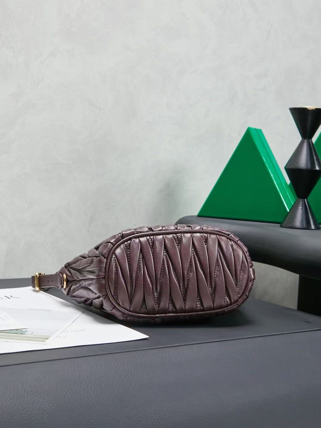Miu Matelassé Pouch Bag 23cm Chocolate Leather
