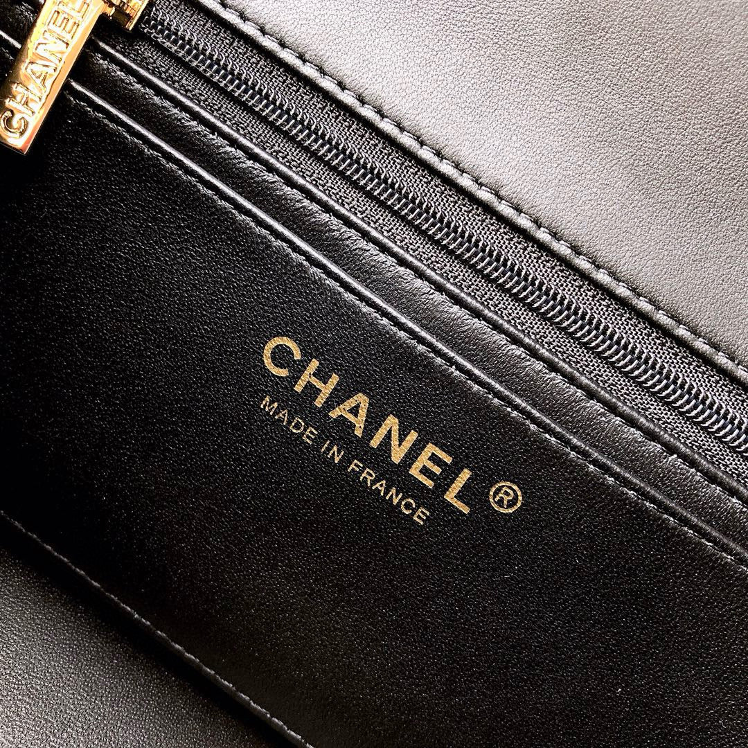 MINI RECTANGLE FLAP BAG 20CM BLACK LAMBSKIN GOLD HARDWARE