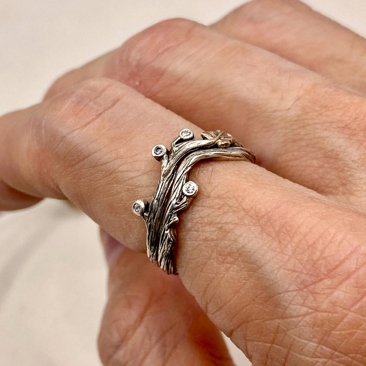 Zirconia Sterling Silver Maple Leaf Ring