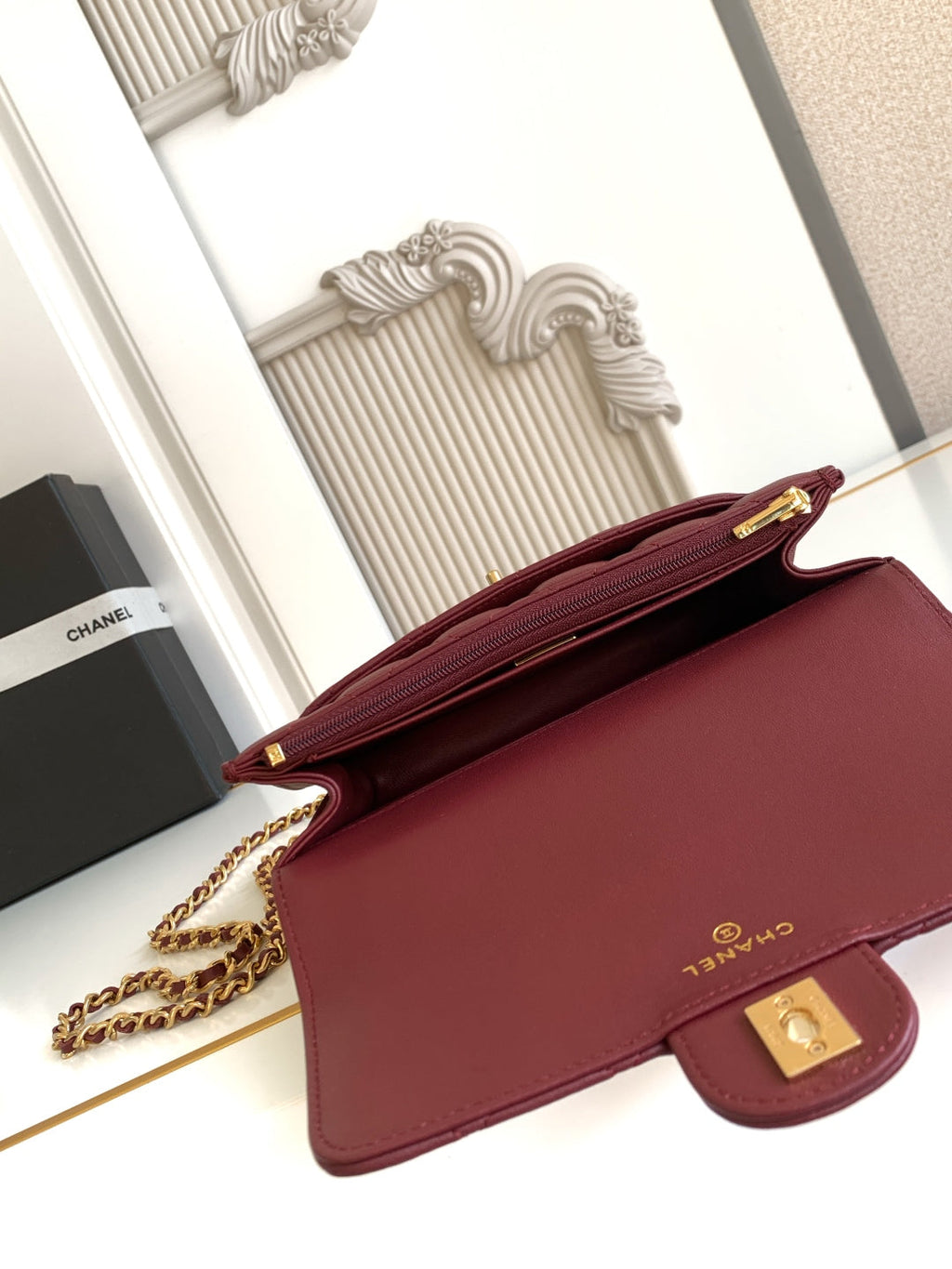 CC Handle Bag 19cm Double C Burgundy Lambskin Gold Hardware