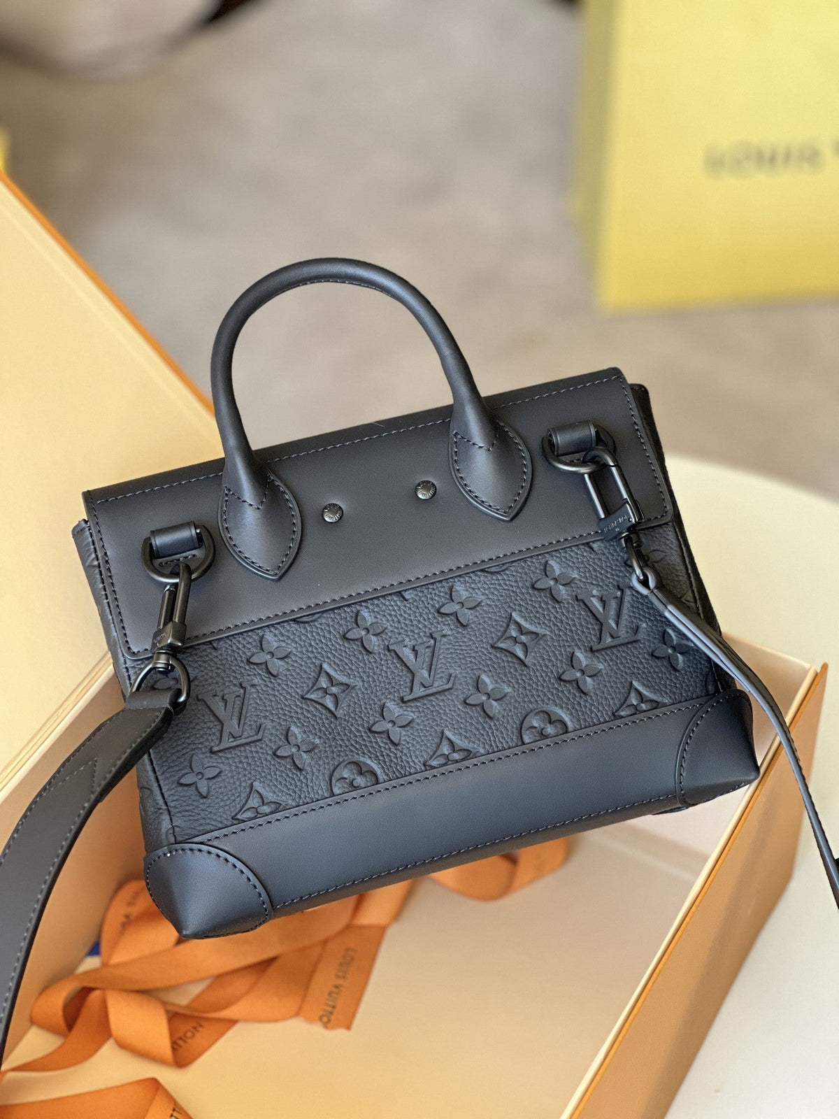 LV Steamer PM Bag 25cm Black Taurillon Monogram Leather