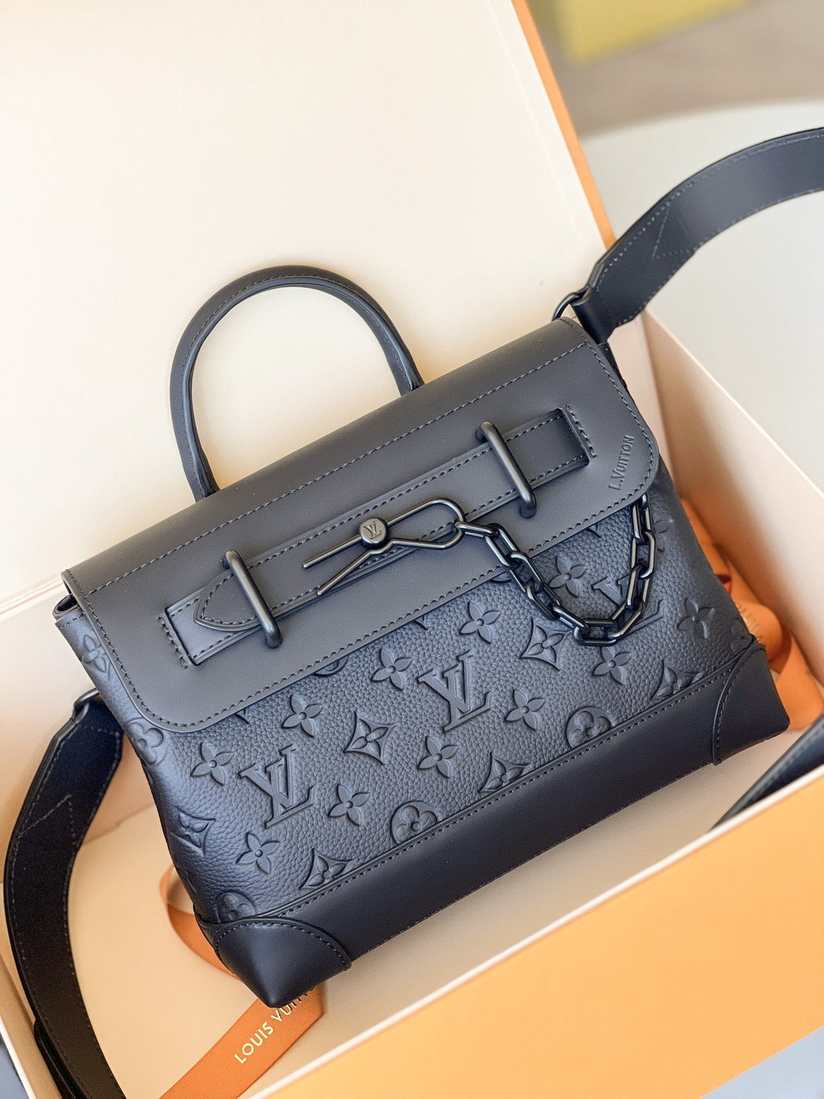 LV Steamer PM Bag 25cm Black Taurillon Monogram Leather