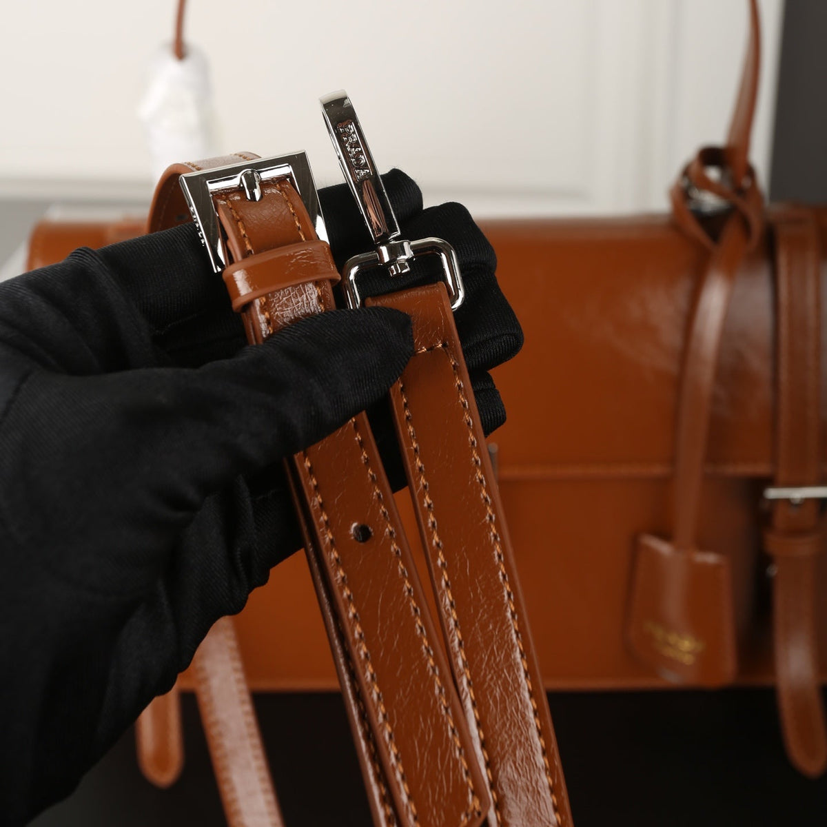WORK BRIEFCASE 33 IN BROWN SHINY SMOOTH CALFSKIN
