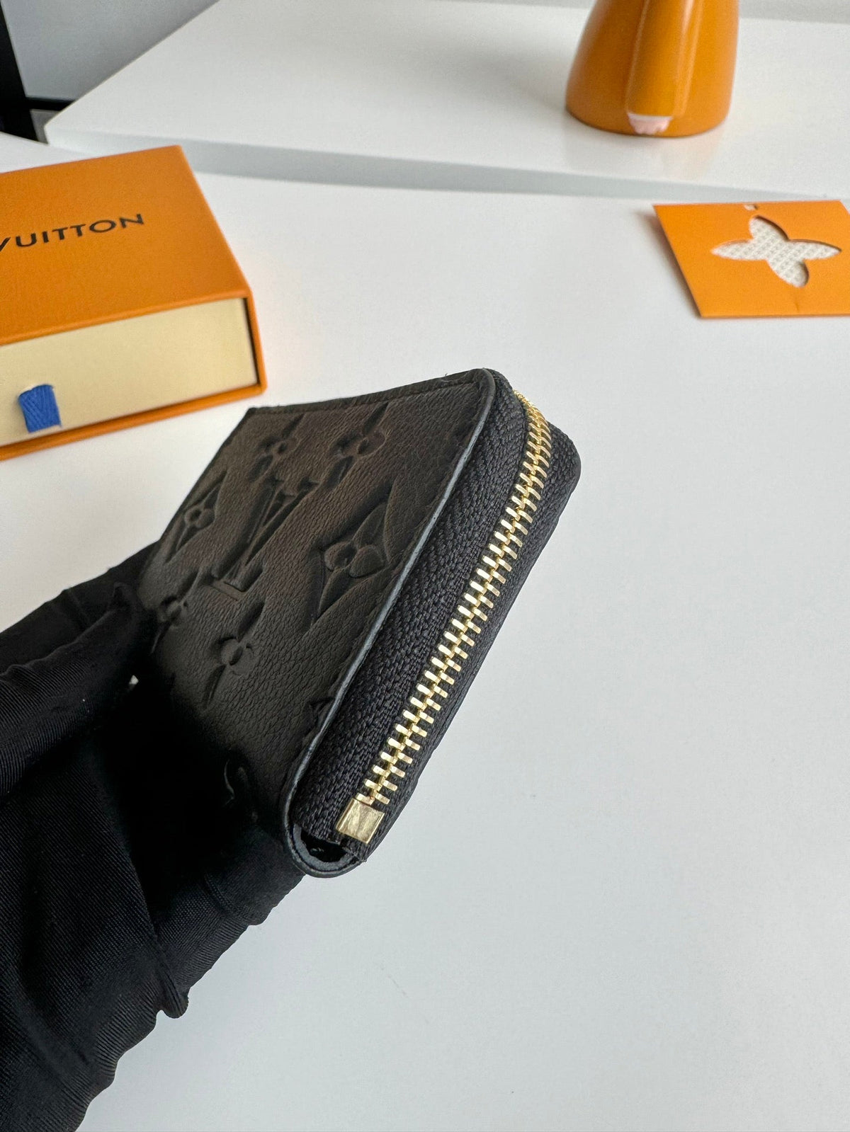 LV Noa Key Holder Black Monogram Calfskin 221549