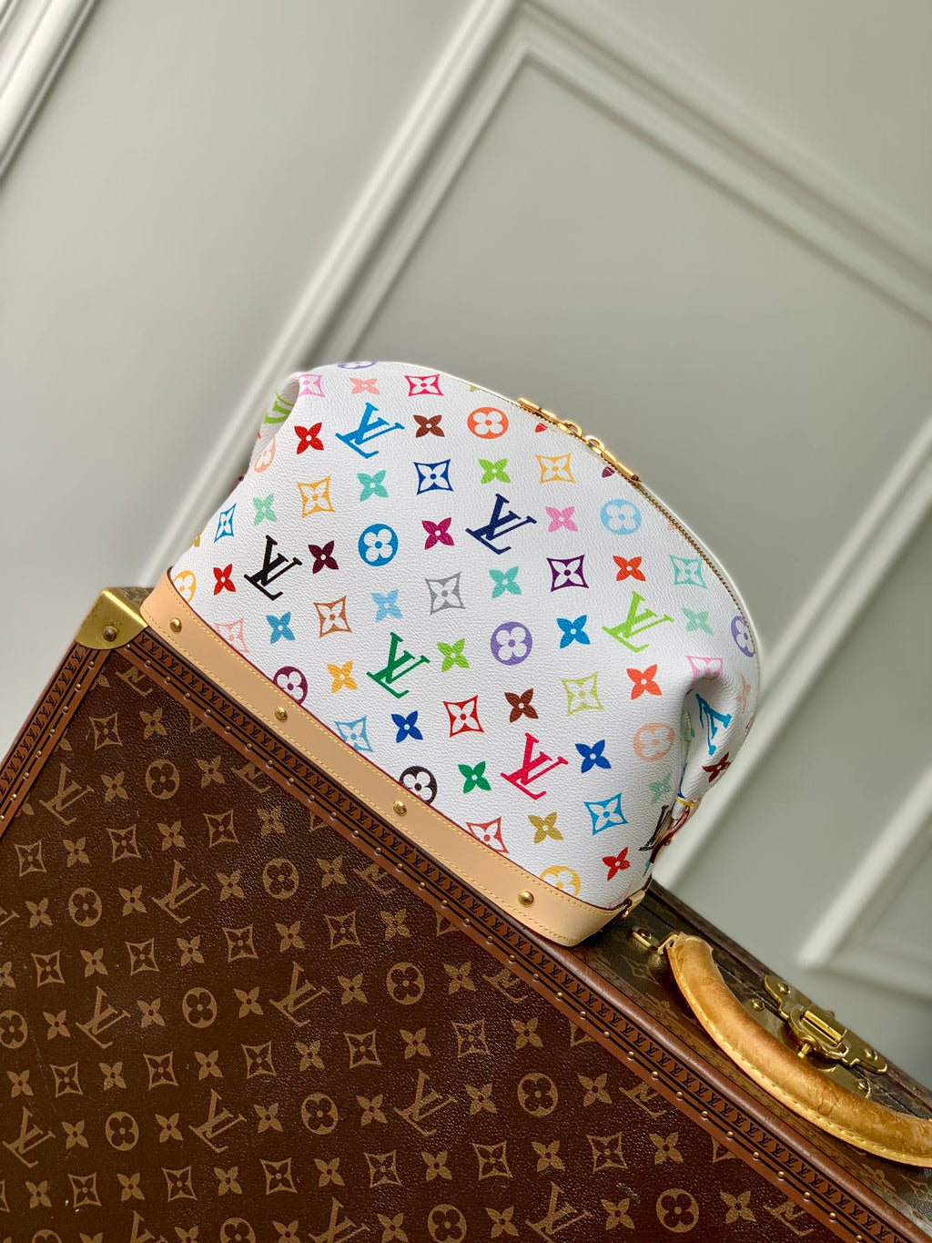 COSMETIC POUCH GM 27 IN MULTICOLOR MONOGRAM CANVAS