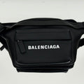 EVERYDAY BELTPACK 40 IN BLACK GRAINED CALFSKIN