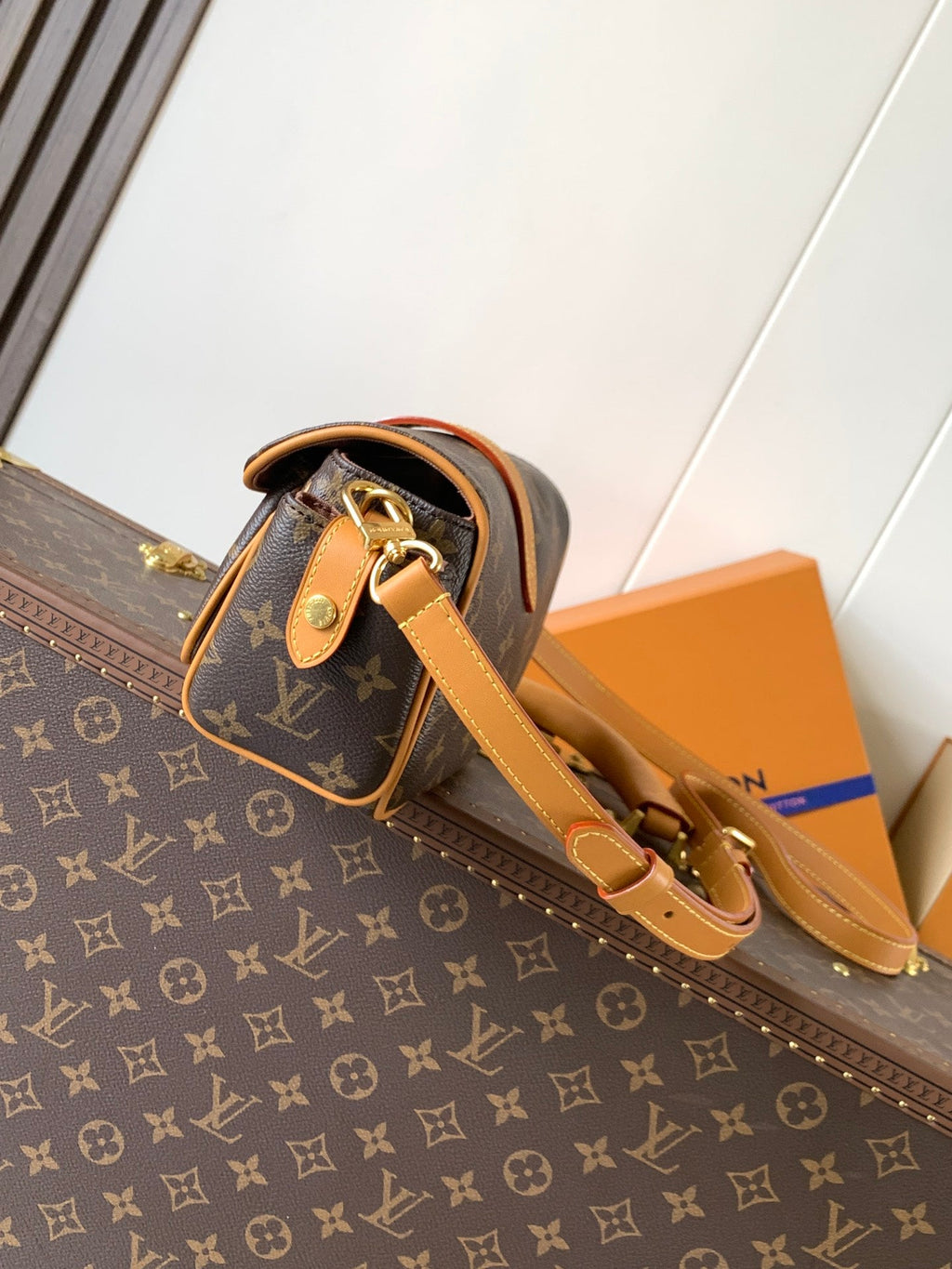 LV Cargo Wearable Wallet 23cm Brown Monogram Canvas & Cowhide GHW