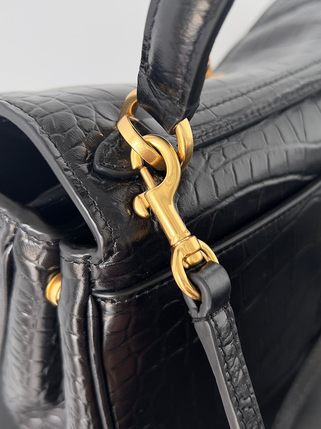 Balenciaga Rodeo 22 bag black crocodile skin
