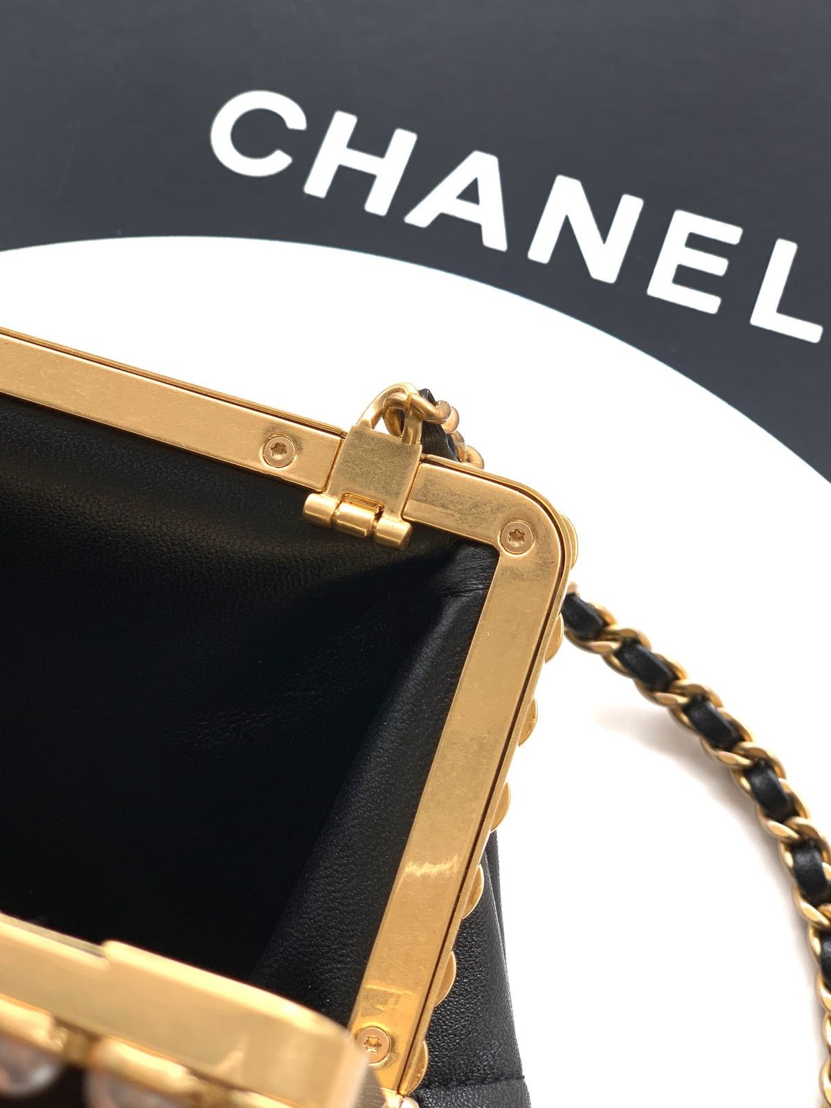 Chanel 2026 Pearl Clutch Black Gold Lambskin 321877
