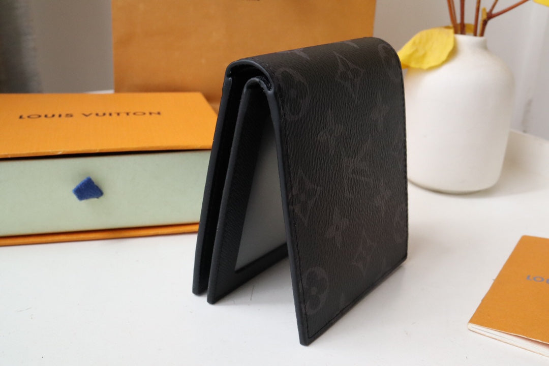 LV M60053 Amerigo Wallet Gray Monogram Canvas 224129