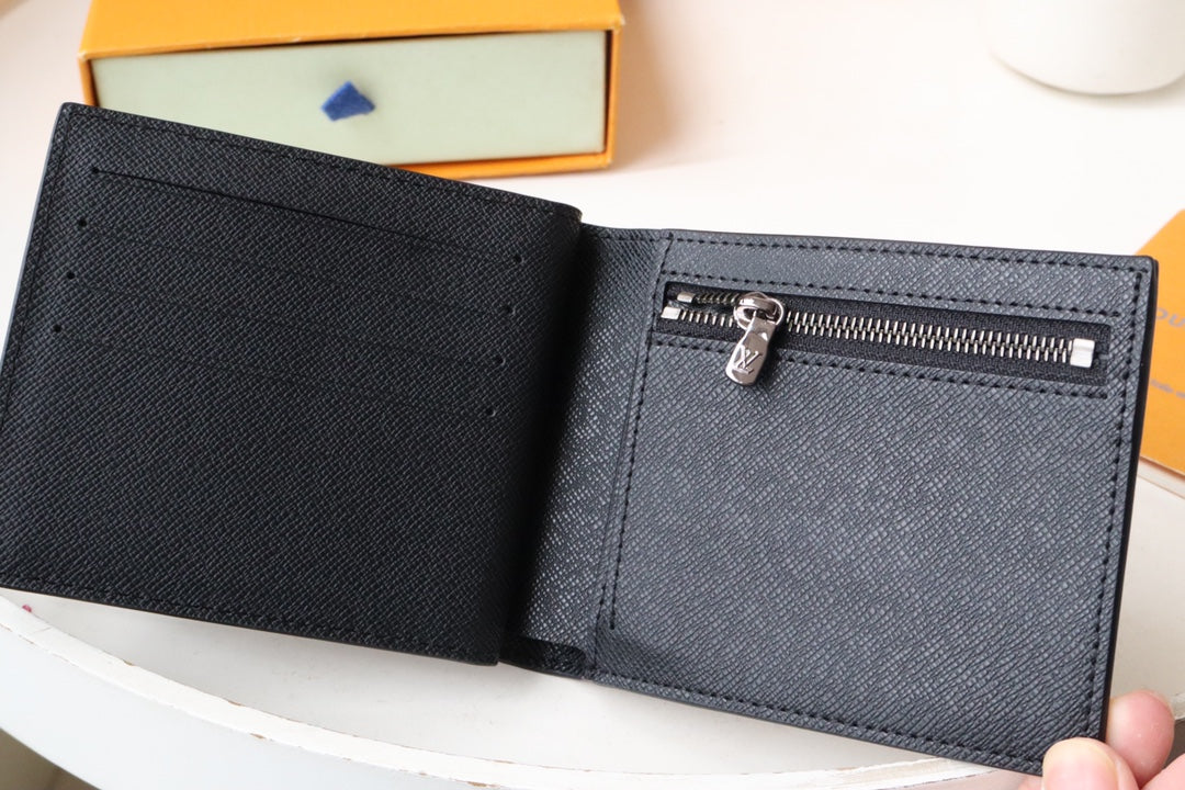 LV M60053 Amerigo Wallet Gray Monogram Canvas 224129