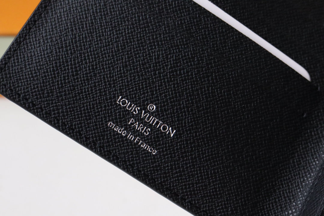 LV M60053 Amerigo Wallet Gray Monogram Canvas 224129