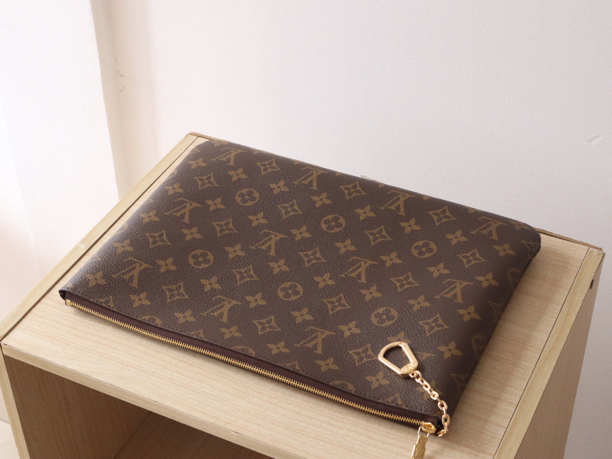 LV Pochette Clés 33cm Brown Monogram Canvas GHW