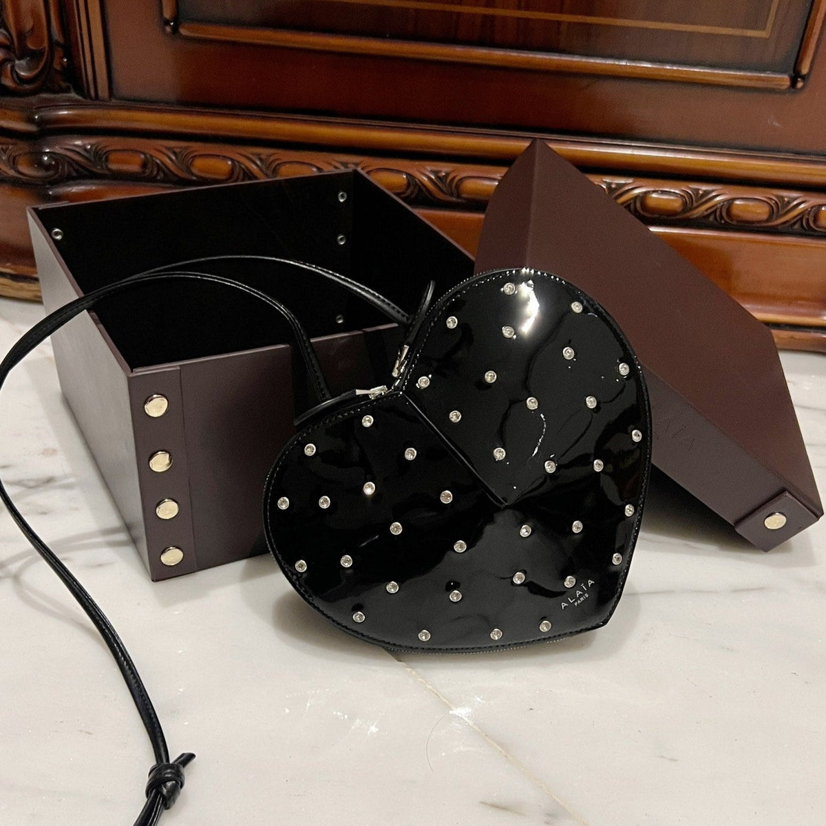 LE COEUR BAG 21 IN BLACK PATENT CALFSKIN ATTACHED STRASS