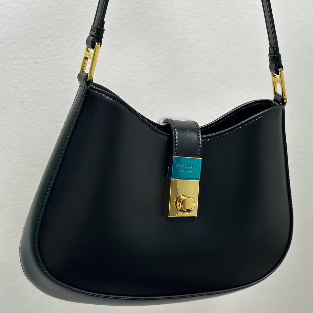 CLEO SHOULDER BAG 26 IN BLACK BRUSHED LAMBSKIN GOLD HARDWARE