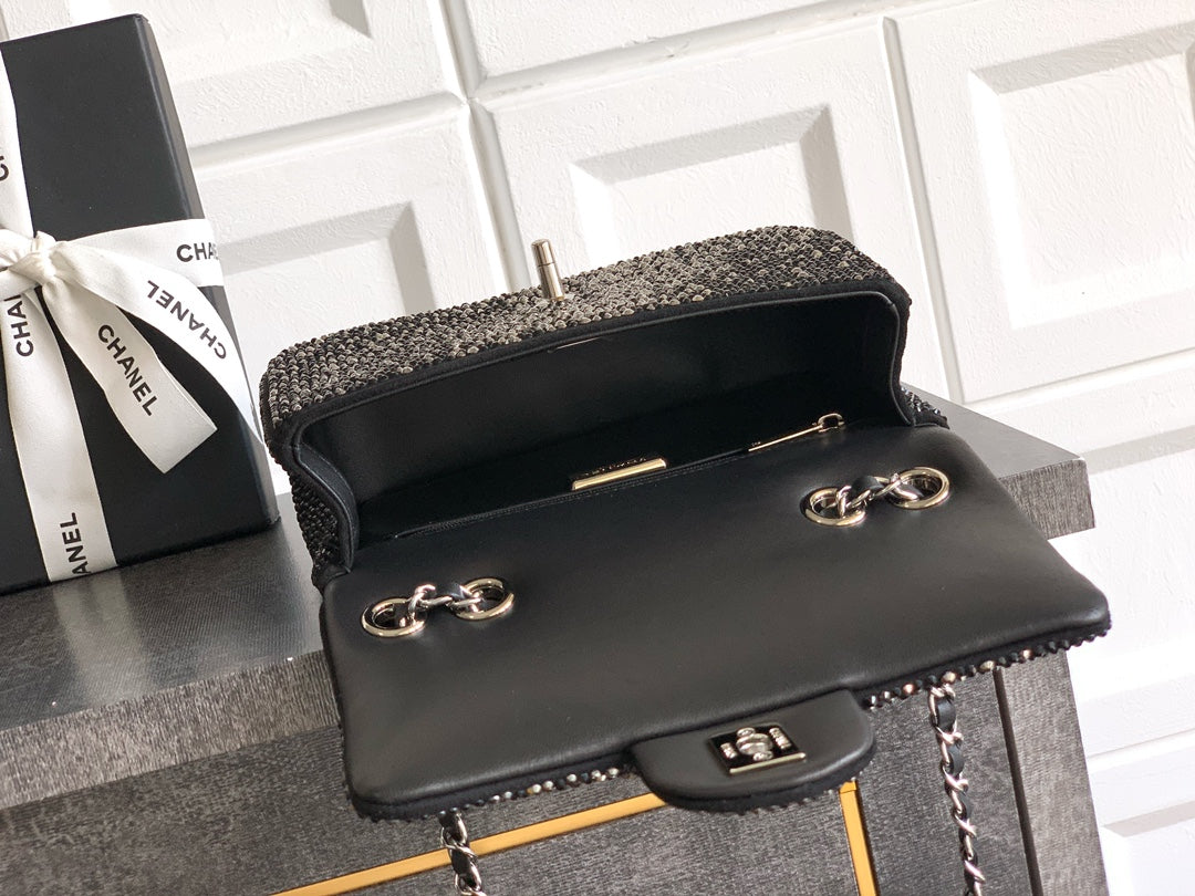CC Classic Flap Bag 20cm Full Diamond Black Calfskin