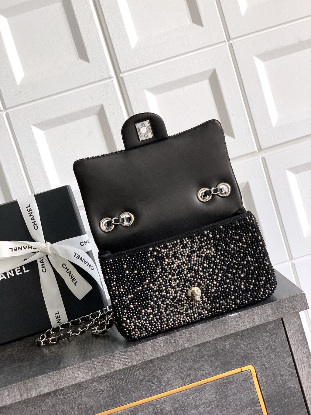 CC Classic Flap Bag 20cm Full Diamond Black Calfskin