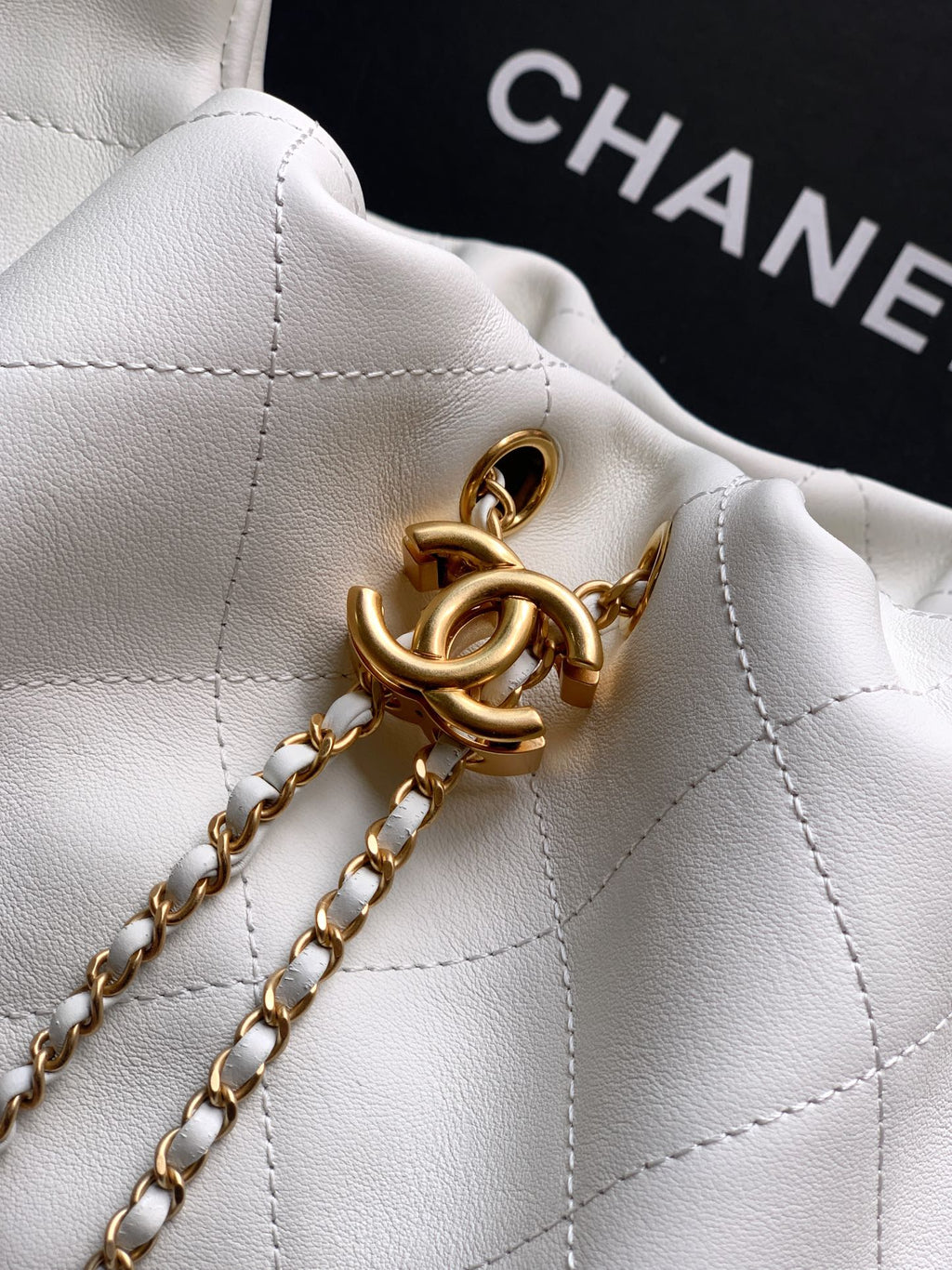 Chanel 26C Hobo Bag White Cowhide GHW 272332